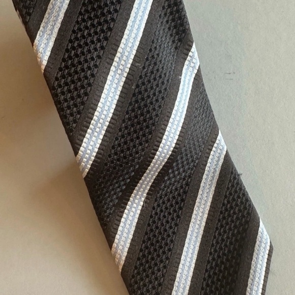 Hugo Boss Other - Hugo Boss Silk Neck Toe Brown And Light Blue Stripe 3”wide